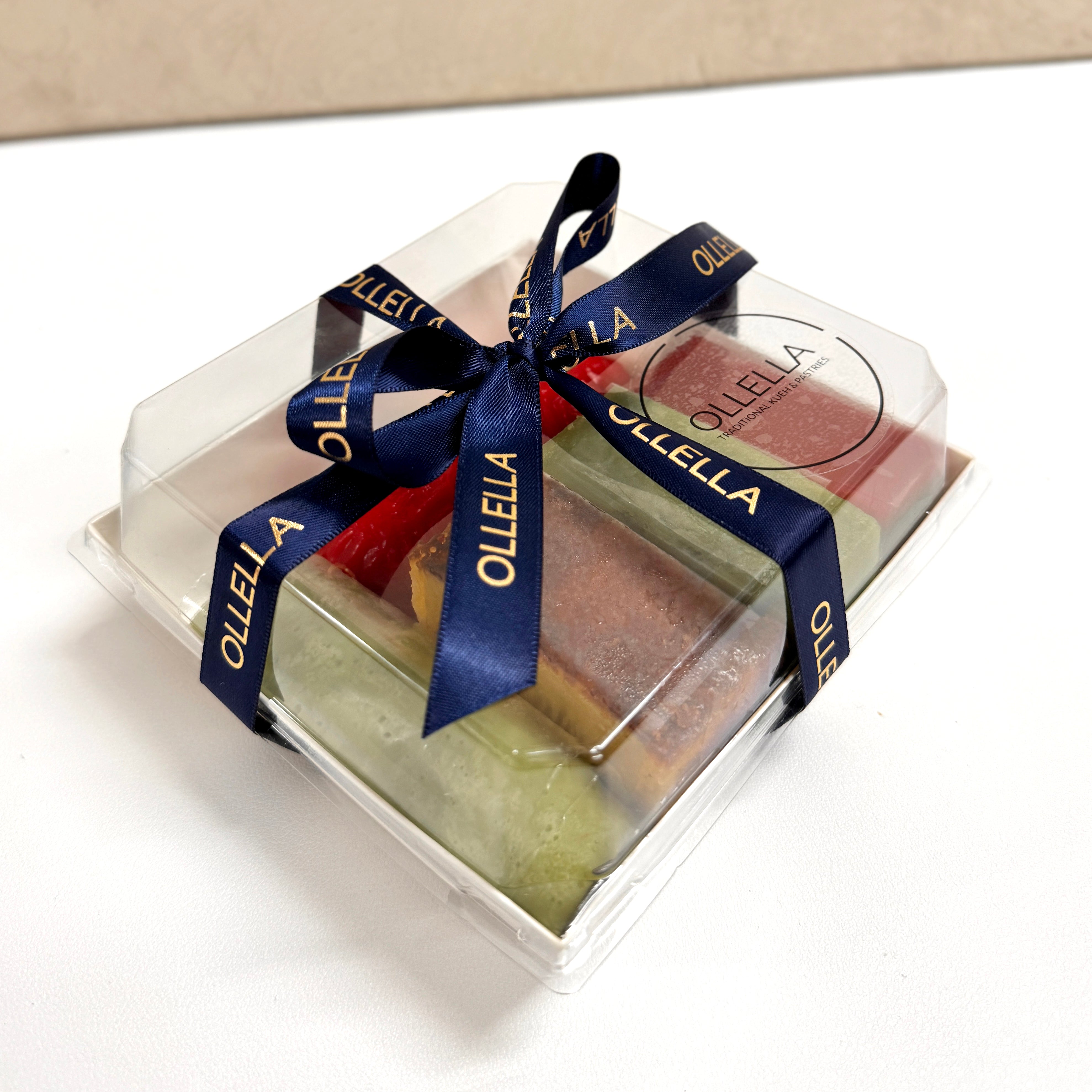 6 Pieces Kueh Gift Box with ribbon - Manyue