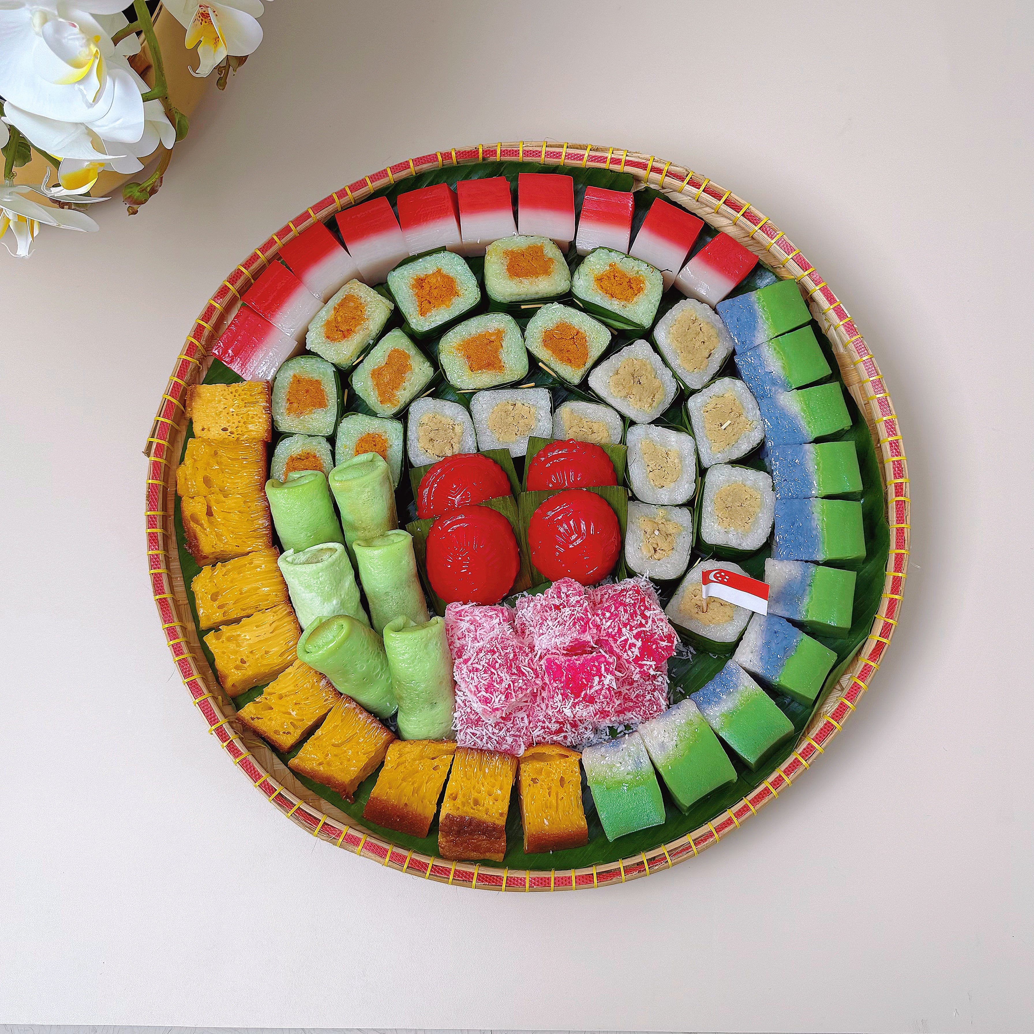 Bite-size Kueh Bamboo Platter (National Day Edition)