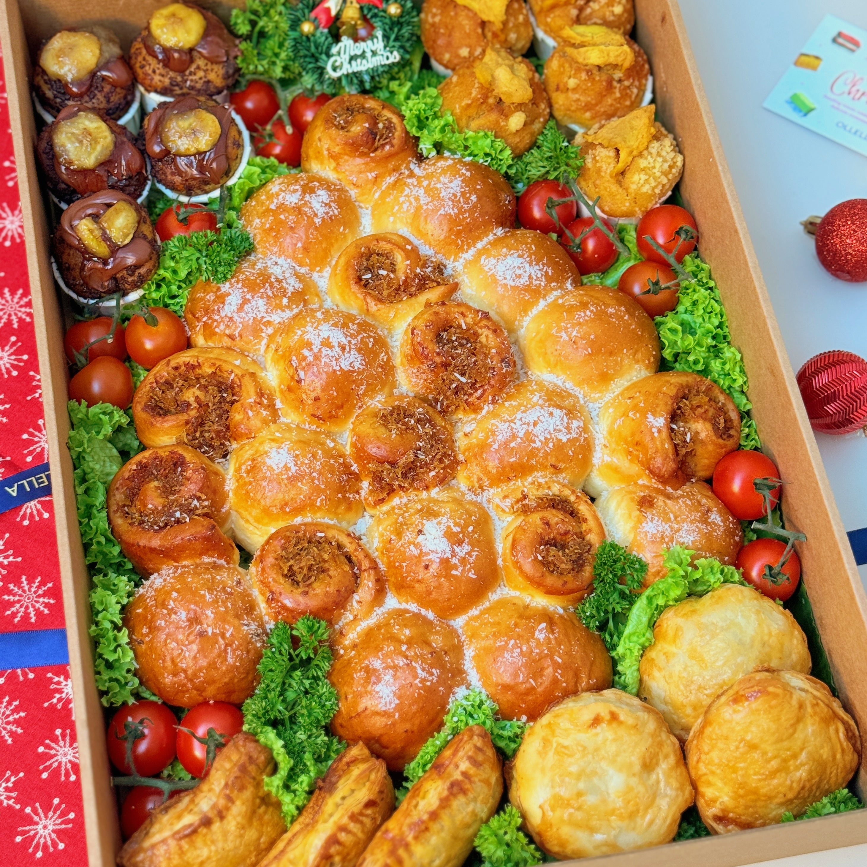 Santa’s Brioche Box